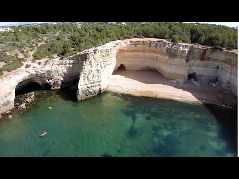 The English Armada’s attack on Spain, 1589