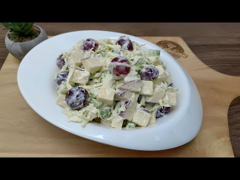 🍏💥 Delicious and easy Christmas cabbage salad. 🍇 🥗