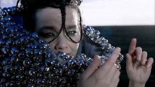 Björk - Who Is It? (Vitalic Remix)