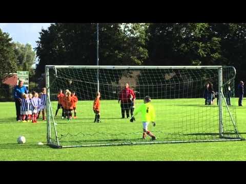 Mofert SNA F team penalty schieten na de wedstrijd