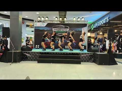 291022 Black-A Queen cover LE SSERAFIM - Fearless @Robinson Motor Show Cover Dance Contest 2022