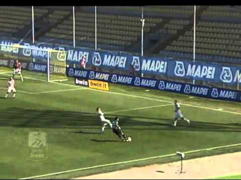 4 Giornata Serie B 2010 - 2011 Sassuolo Torino.wmv