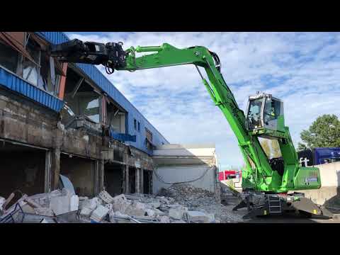 Demolish Big Things mit SENNEBOGEN