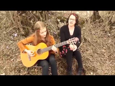 Session in the Woods - Mariposah and Moni