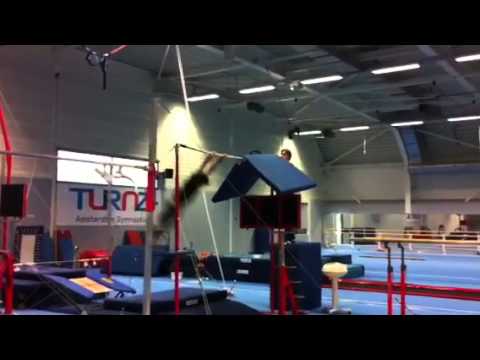 Triple back flip - Highbar