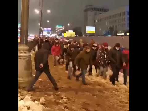 Утро москвича... Аномальное потепление проверило в очередной боеспособность комплекса ЖКХ Москвы