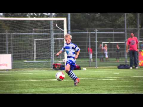 Oliveo E3 - RKDEO E5 Jeugdvoetbal Bekerwedstrijd -- 3-1