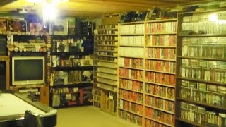 VIDEO GAME COLLECTION (GAME ROOM)