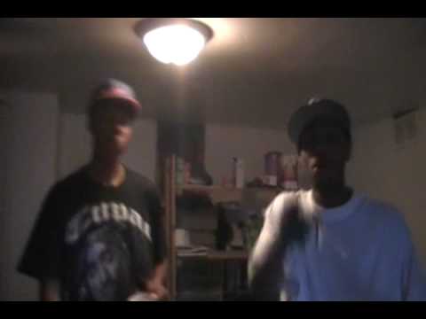 ghetto J & Everton  GULLYSIDE Freestyle.wmv