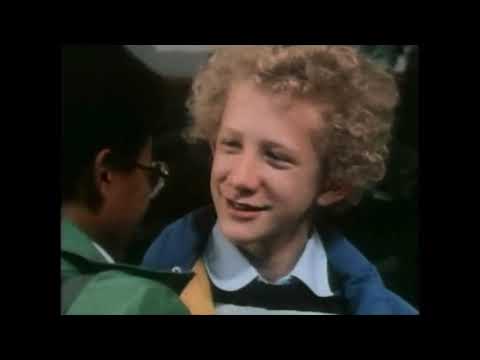 Degrassi High - 1x12 “Natural Attraction”