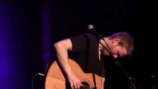 Teddy Thompson -- cant sing straight -- on Nov 2