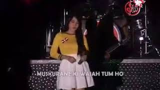 Download lagu Via valen- muskurane mp3