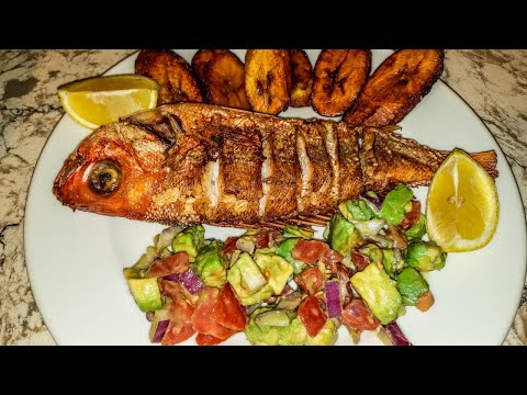COOK WITH ME IN MY HOTEL ROOM | Pan Fried Whole Fish | Fried Plantains | Avocado Salsa | YUMCIOUS!