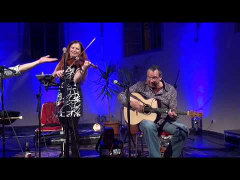 Cara live 2015 - The Hull`s Reel Set (18/20)