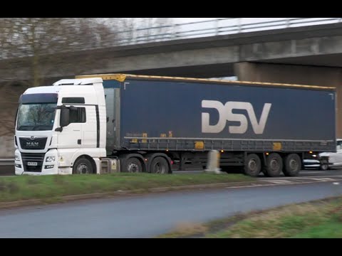 MAN - DSV - A1(M) motorway trucks spotting
