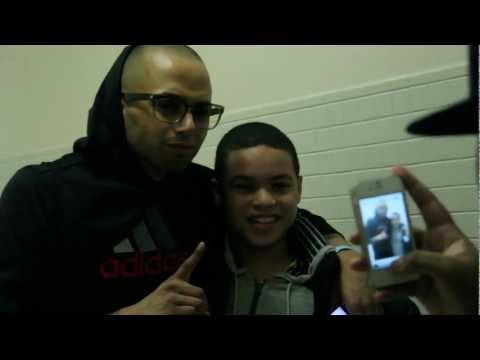 Sensato at the Wisin y Yandel Celebrity game  ( los lideres vs team X96.3 fm )