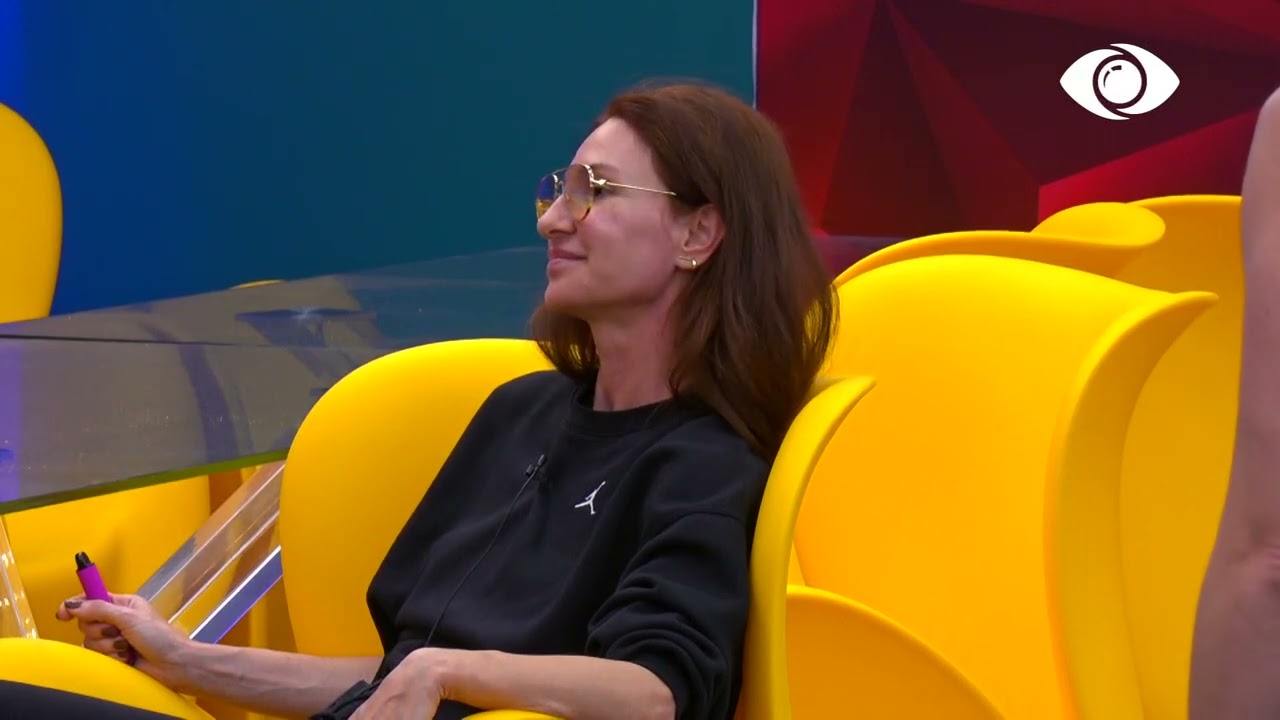 Ermiona: S'ke kockë/ Olta: Thuaj një fjalë tënden, po të drejton Luizi