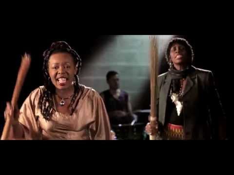 Sally Nyolo “Kilimanjaro"