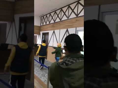 Serunya anwar dan Ruben Brownis jalan jalan main salju