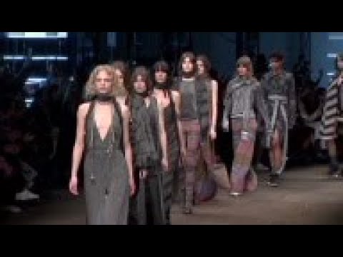 Angela Missoni favors the long silhouette for Fall Winter 2016/2017 collection