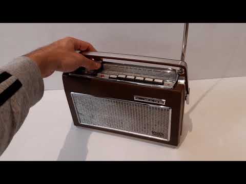 Graetz Super Page transistor radio