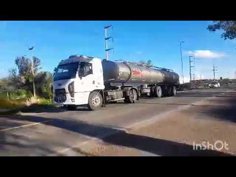 CAMIONES EN RP158 , SAN FRANCISCO , CORDOBA , ARGENTINA , VIDEO 220 , SUSCRIBITE !!