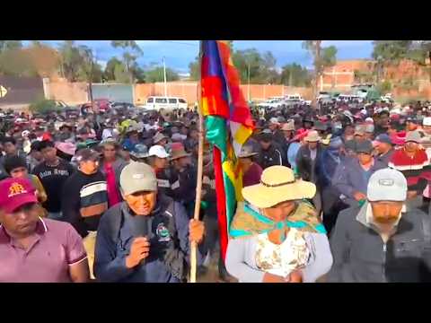 Provincias de Cochabamba masifica bloqueos contra Gobierno de Rodrigo Paz y exigen su renuncia