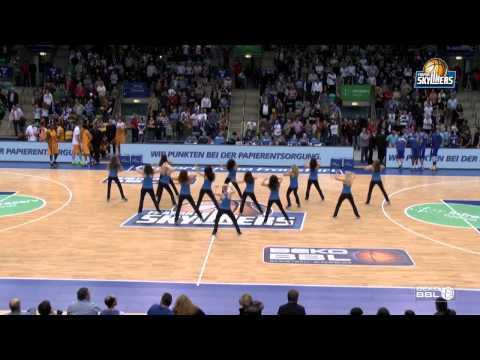 FRAPORT SKYLINERS Dance Team Beko BBL Saison 2013/14 Best of - Teil 1