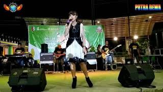 Download lagu Mundur Alon - Alon Arneta Julia Putra Dewa GOFUN 2019 mp3 Download lagu Mundur Alon - Alon Arneta Julia Putra Dewa GOFUN 2019 mp3