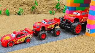 Construction vehicles pass through the magic gate | Fire truck funny stories