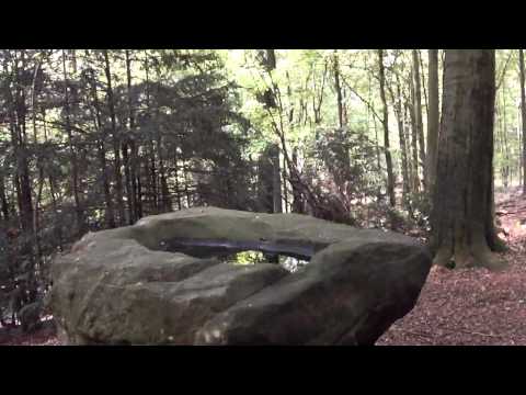 Alte Taufe - Altes Taufbecken der Germanen.