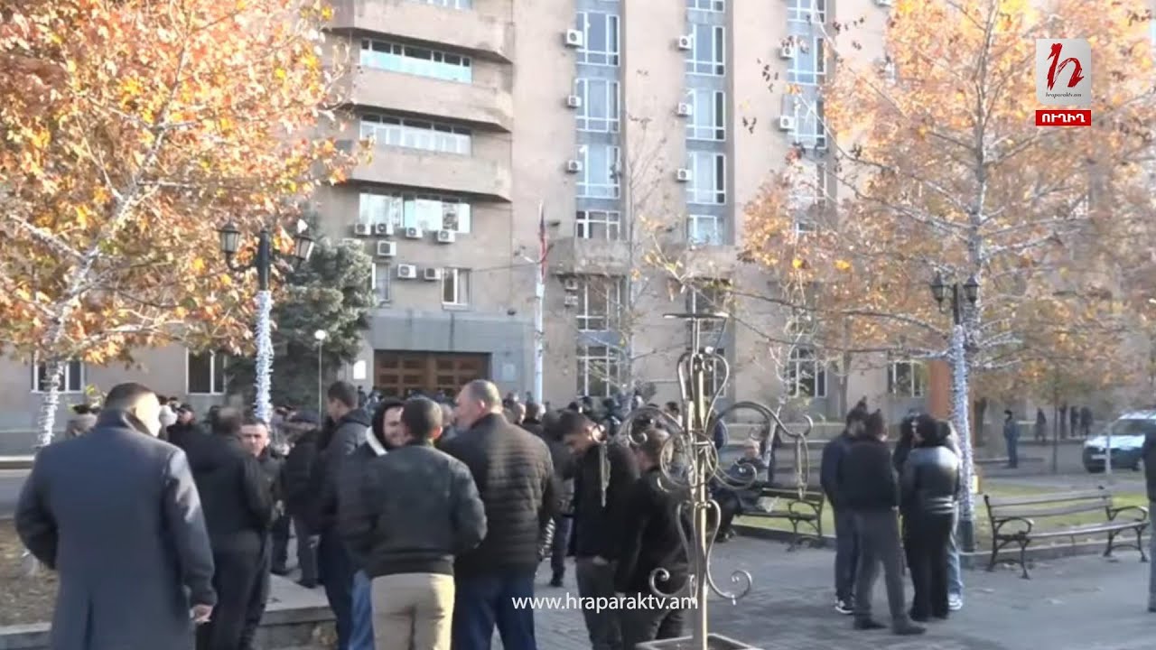 #Ուղիղ․ Ձկնարդյունաբերողների բողոքի ակցիան Կառավարության դիմաց