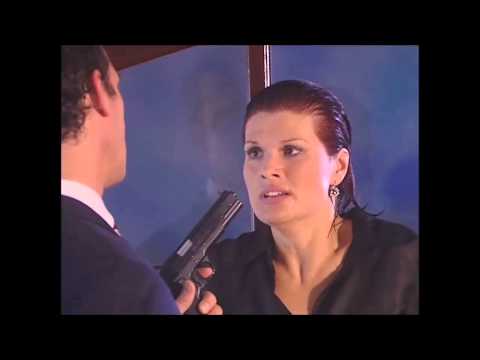 Roxy maakt Ludo blind. || GTST Classic