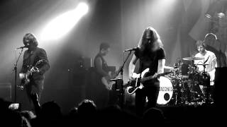 The Vaccines - Whole Wide World (the Monkees cover) (live@Bataclan)