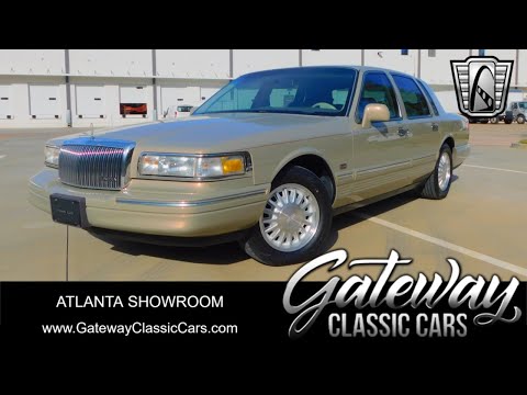 1996 Lincoln Town Car (CC-1946496) for sale in O'Fallon, Illinois