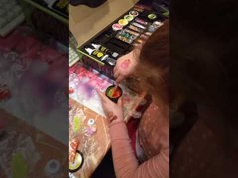 Показываю, как делать слизь из набора Master of Slimes! ;)