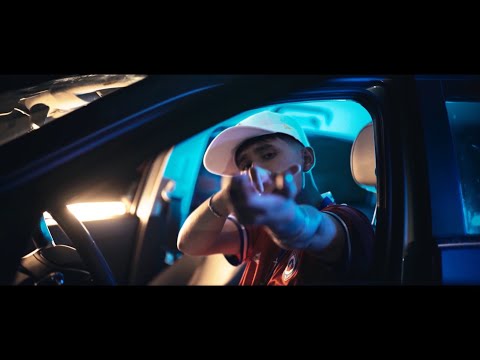 Gata Fina - YOUNG JIMMY B (Video Oficial)