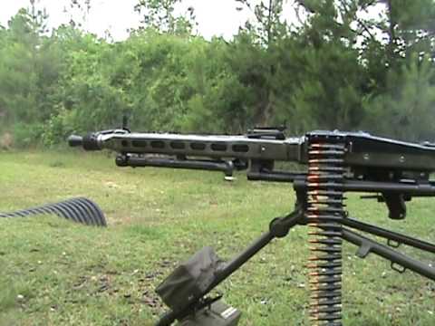 MG42 shooting quick burst