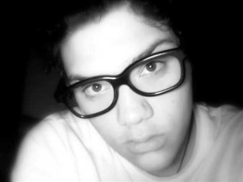 Natassa Theodoridou - Mia Kokkini Grammi (Cover)