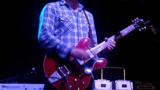 The Black Crowes Dfest intro &quot;Movin&#39; On Down&quot; in Tulsa