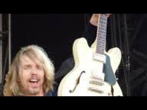 TOMMY SHAW FOOLING YOURSELF W/CYO ORCHESTRA IS NEAR 300,000 YOUTUBE VIEWS(OUTDOING DENNIS DEYOUNG)