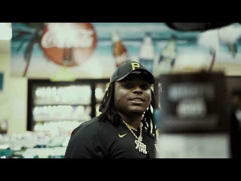 DSteez- Bragging & Boasting (prod.Blackknight) Dir: Shootsomething
