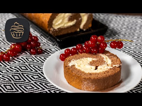 Diese Schoko-Roulade mit Vanillecreme wird dein Herz erobern! ❤️ So fluffig!