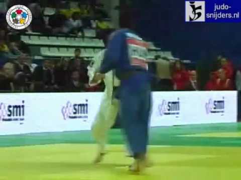 Judo 2009 Paris: Maros (HUN) - Kagaya (JPN) [-52kg].