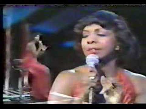 Gladys Knight "Try To Remember/The Way We Were" (1980)