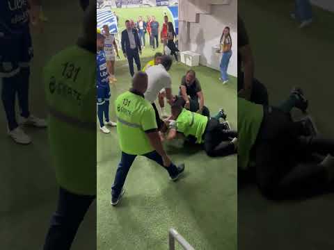 POR ESSA O ADM NÃO ESPERAVA! 🤣😳 O MASCOTE DO ABC FICOU EM CHOQUE COM A TRETA #shorts
