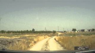 preview picture of video 'QQLX 0021 SPAIN Mora de Toledo - Dirt road view car - 2012'