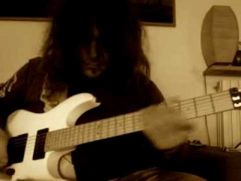 Roberto Vanni: E Minor Pentatonic with String-Skipping &Hybrid Picking