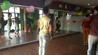 Tumhari Sulu : &quot;Manva Likes To Fly&quot; | Dance