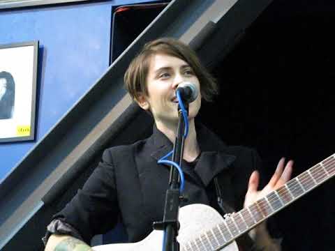 3/5 Tegan & Sara - Burn Your Life Down @ Amoeba Records, Hollywood, CA 10/19/17